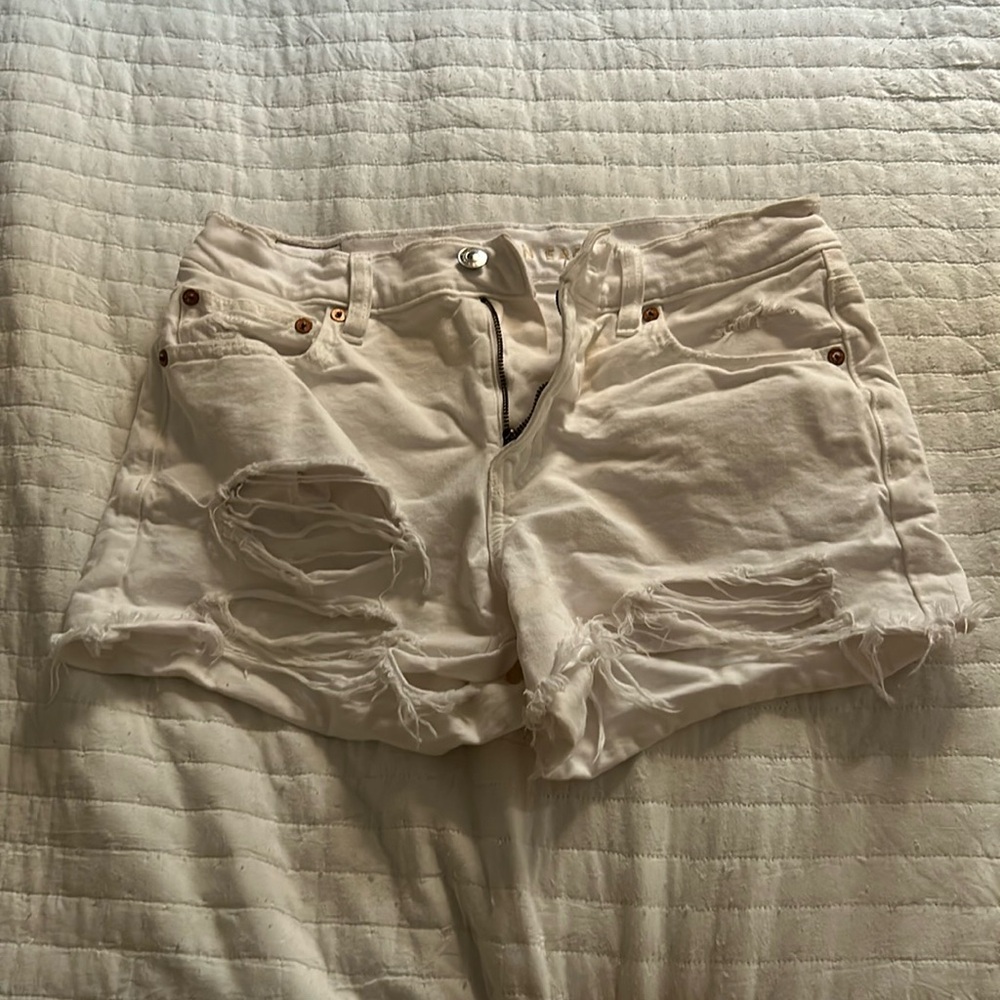 american eagle white jean shorts